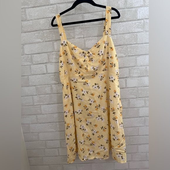 ButterYellow Old Navy Fit & Flare Floral crepe mini dress in Large #1887 - Picture 1 of 9
